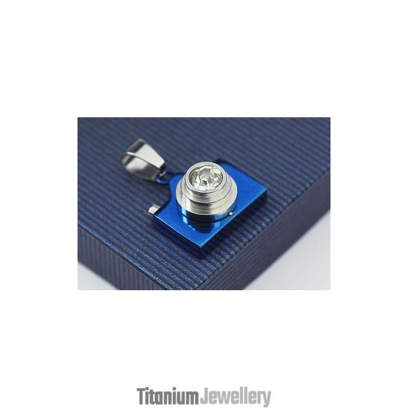 Man Blue Camera Pure Titanium Necklace Free Chain Man Blue Camera Pure Titanium Necklace Free Chain
