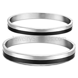 Tatanium Black And Couple Bangles C822