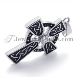 Gorgeous Titanium Cross Pendant With Zircon