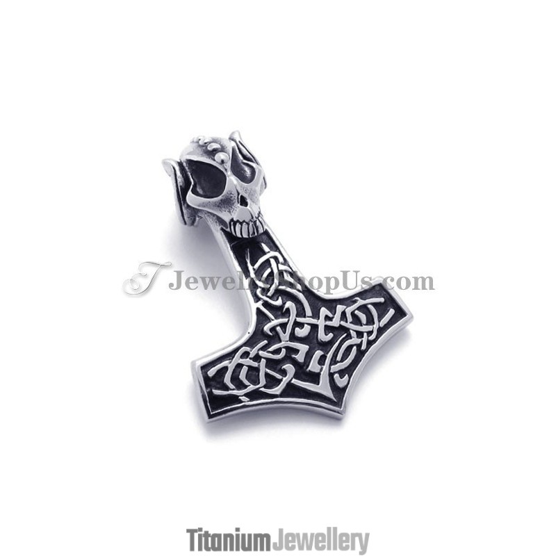 Fashion Skull With Cross Titanium Pendant