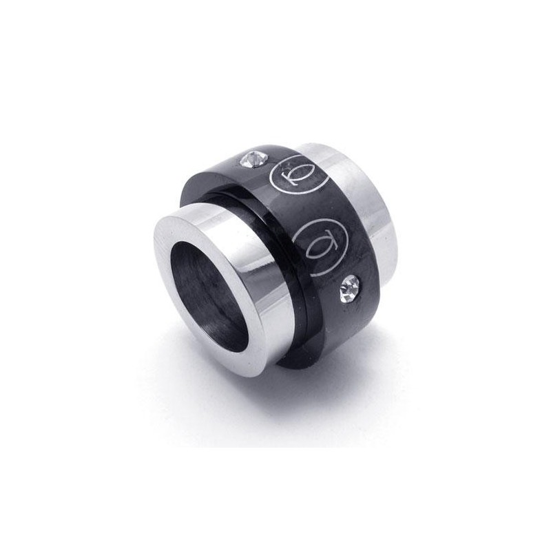 Black Silver Pure Titanium Rings Pendant Necklace (New) Black Silver Pure Titanium Rings Pendant Necklace (New)