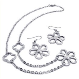 Beautiful Design Color Brilliancy Excellent Quality Titanium Jewelry Set Including Necklace, Pendant, Earring