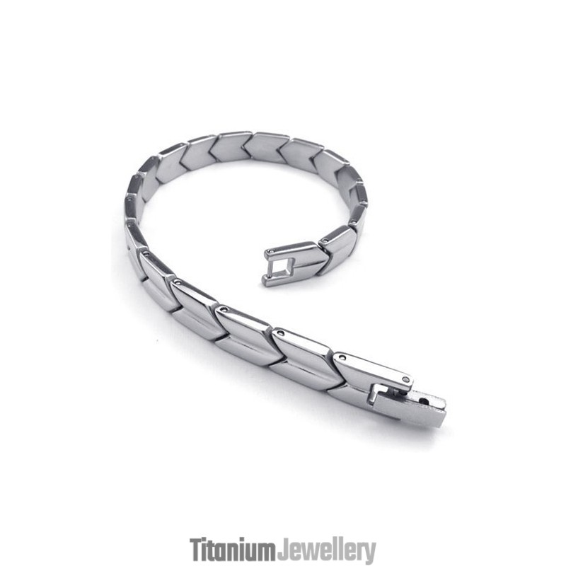 Deft Design Color Brilliancy Excellent Quality Titanium Bracelet
